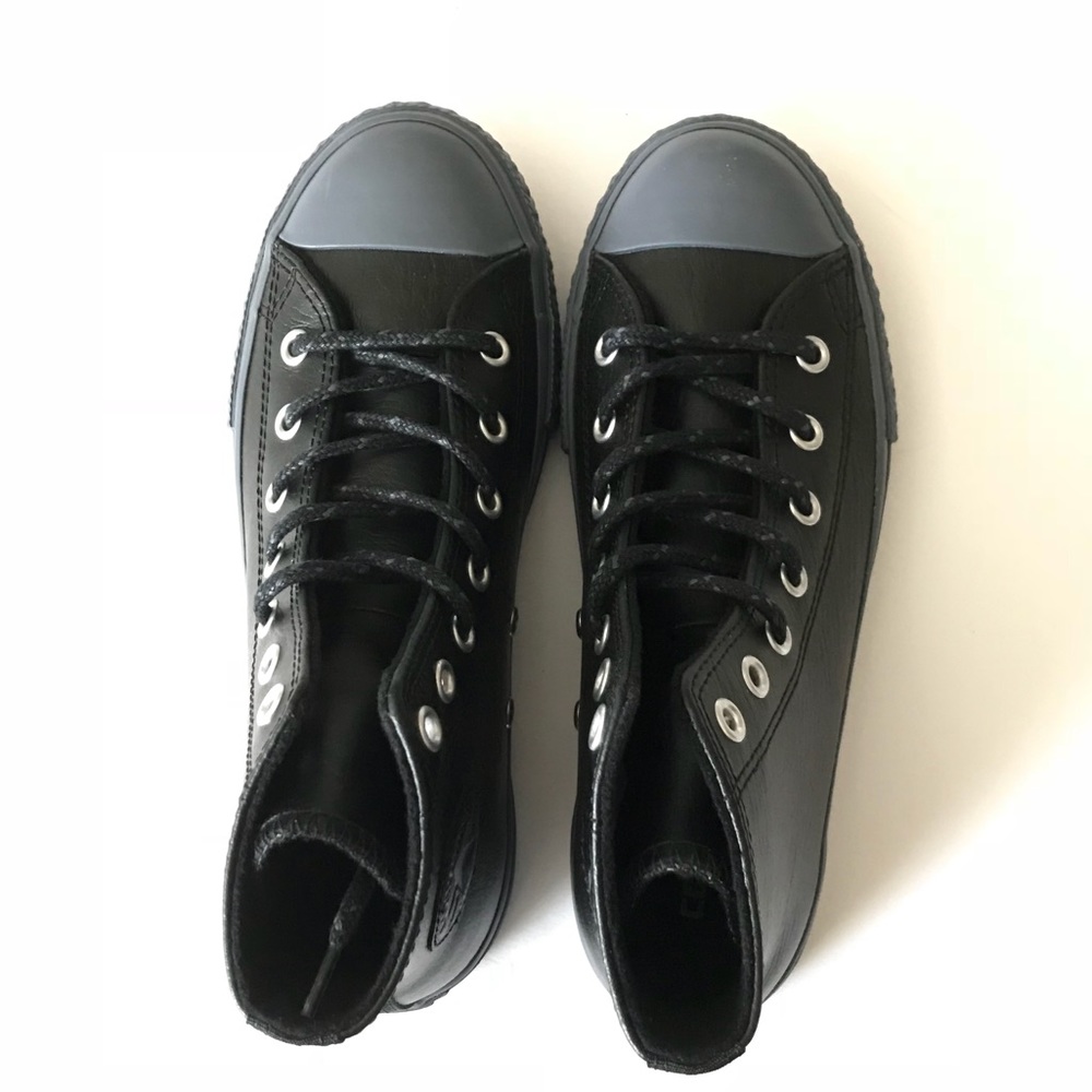 Kids black leather high top Converse Sneaker - Picture 4 of 7